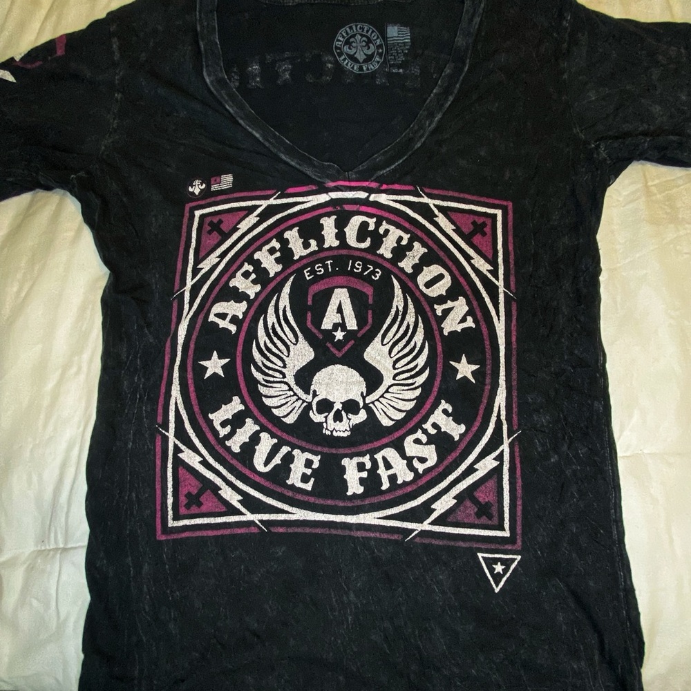 Affliction - Size Large Ladies Short Sleeve